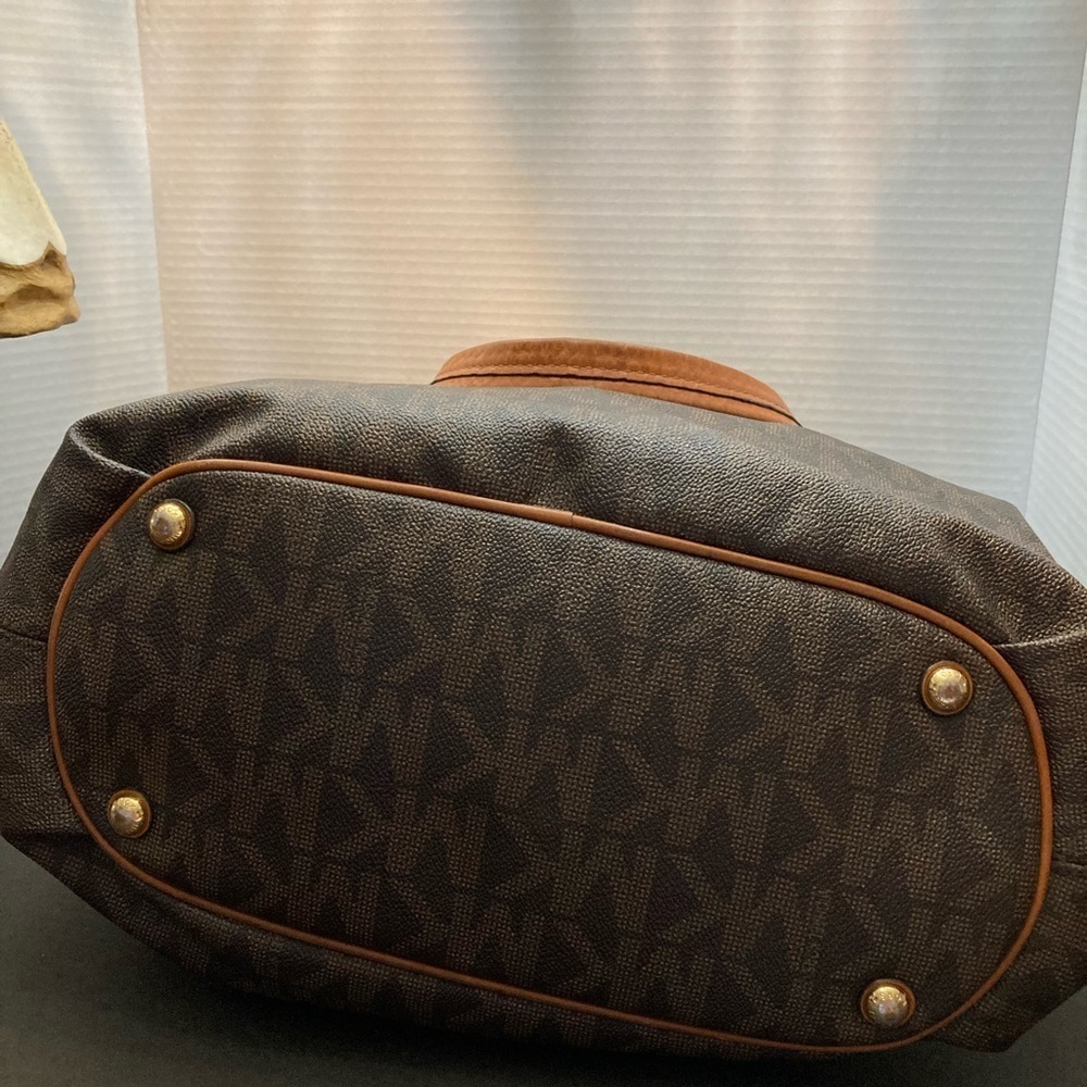 Michael Kors SIGNATURE bucket LOGO TOTE  with drawstring tassels MK SHOULDERBAG​ - Picture 7 of 15